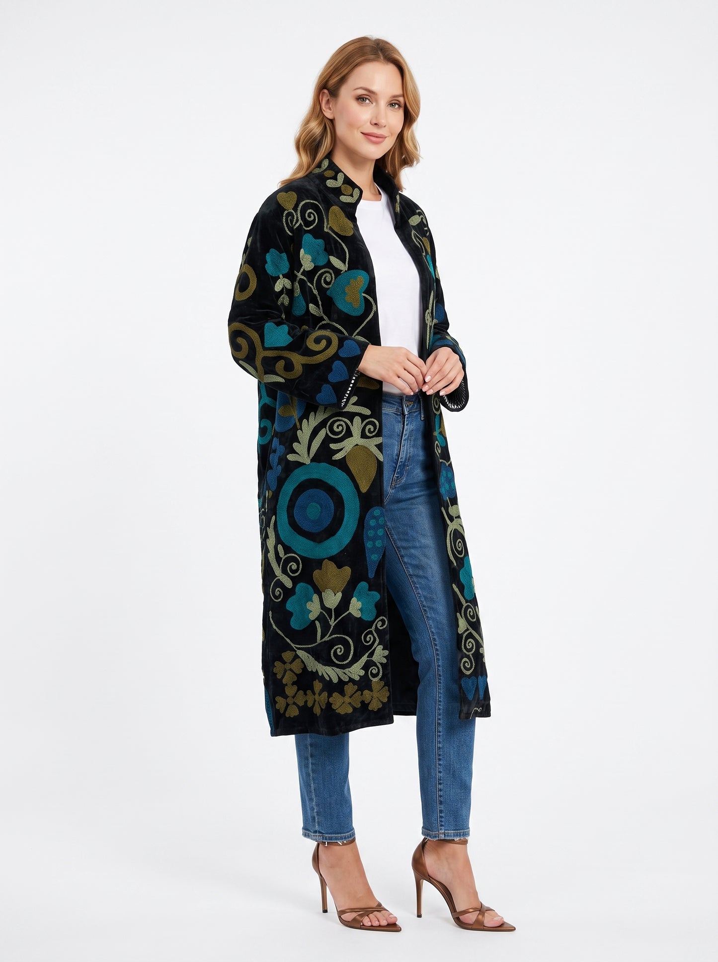 Women's 1025 Suzani Reversible Velvet Long Jacket – Artistic Embroidered Statement Jacket