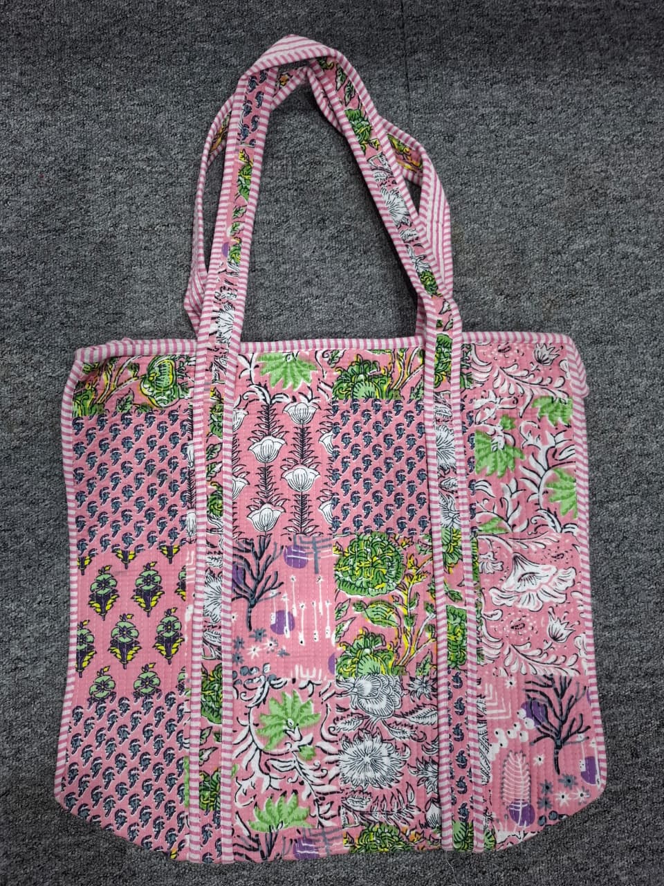 Pink patchwork – Wander Tote Bag 18x18