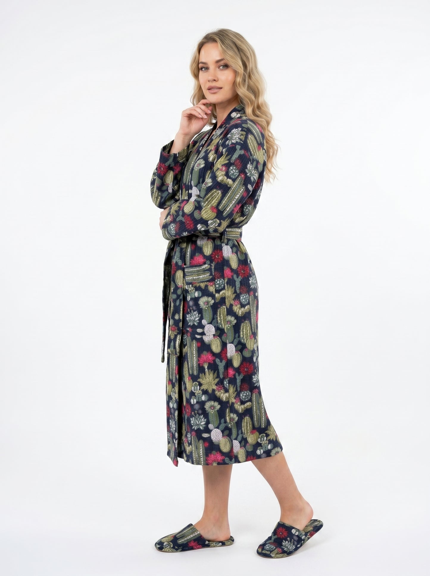 Cute Black Cactus Plum Waffle Bathrobe – Luxury Spa Robe