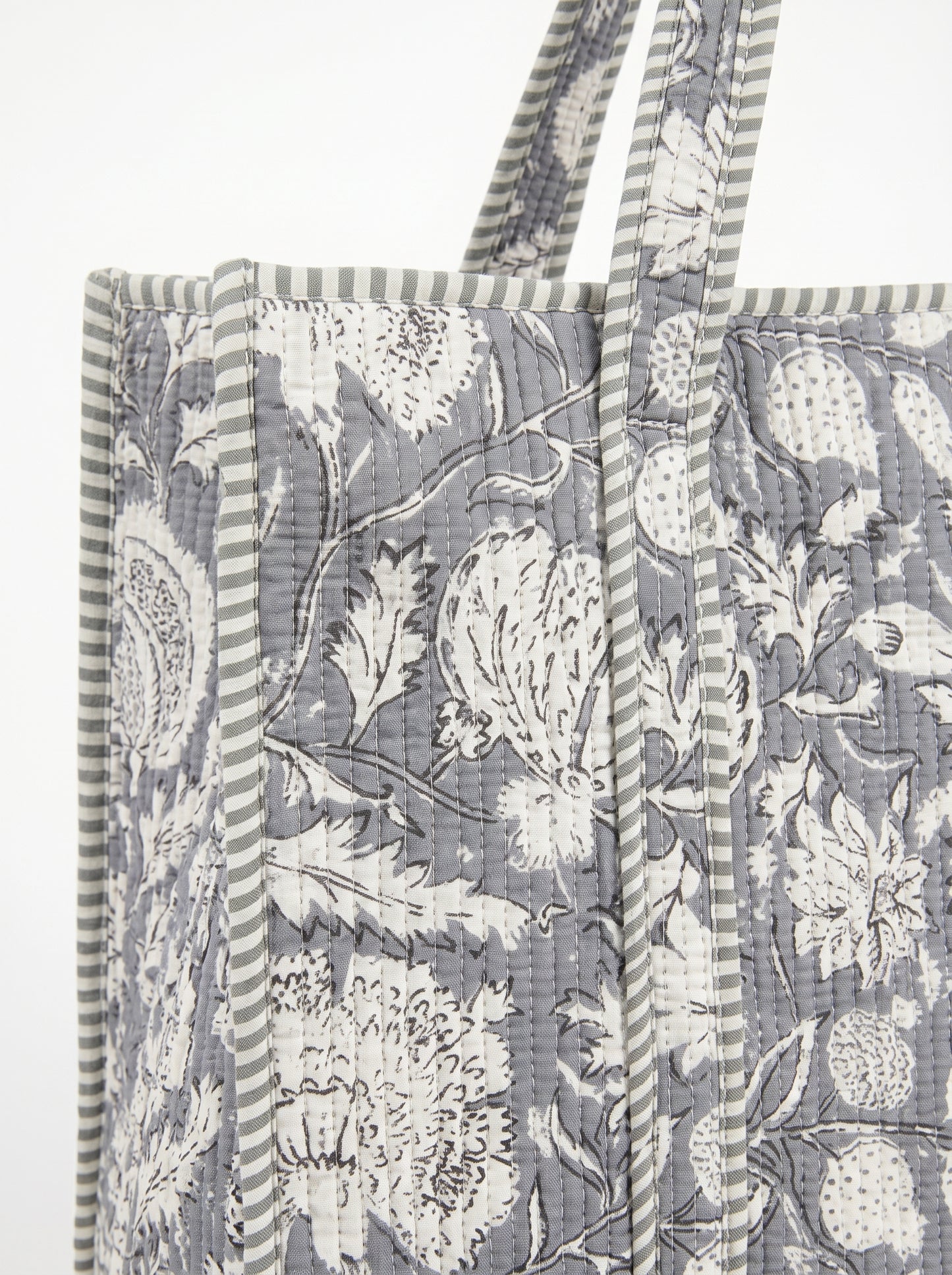 Grey Floral Vine – Wander Tote Bag 18x18