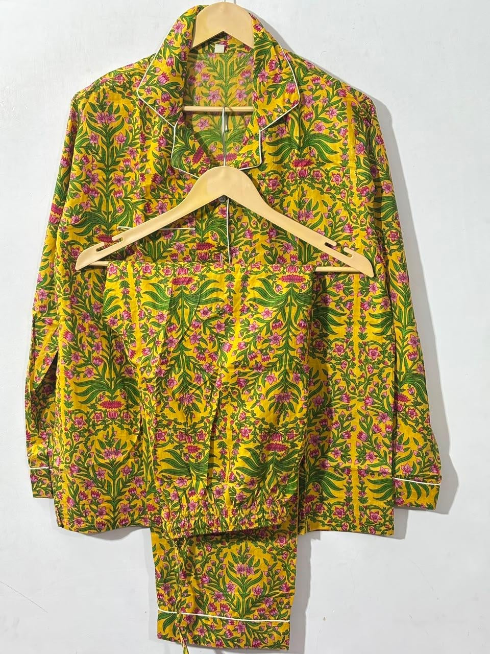 Women's Yellow Botanical Floral – Elegant Two Piece Cotton Pajama Set