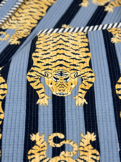Black Stripes Tiger Tibetan  – Wander Tote Bag 18x18