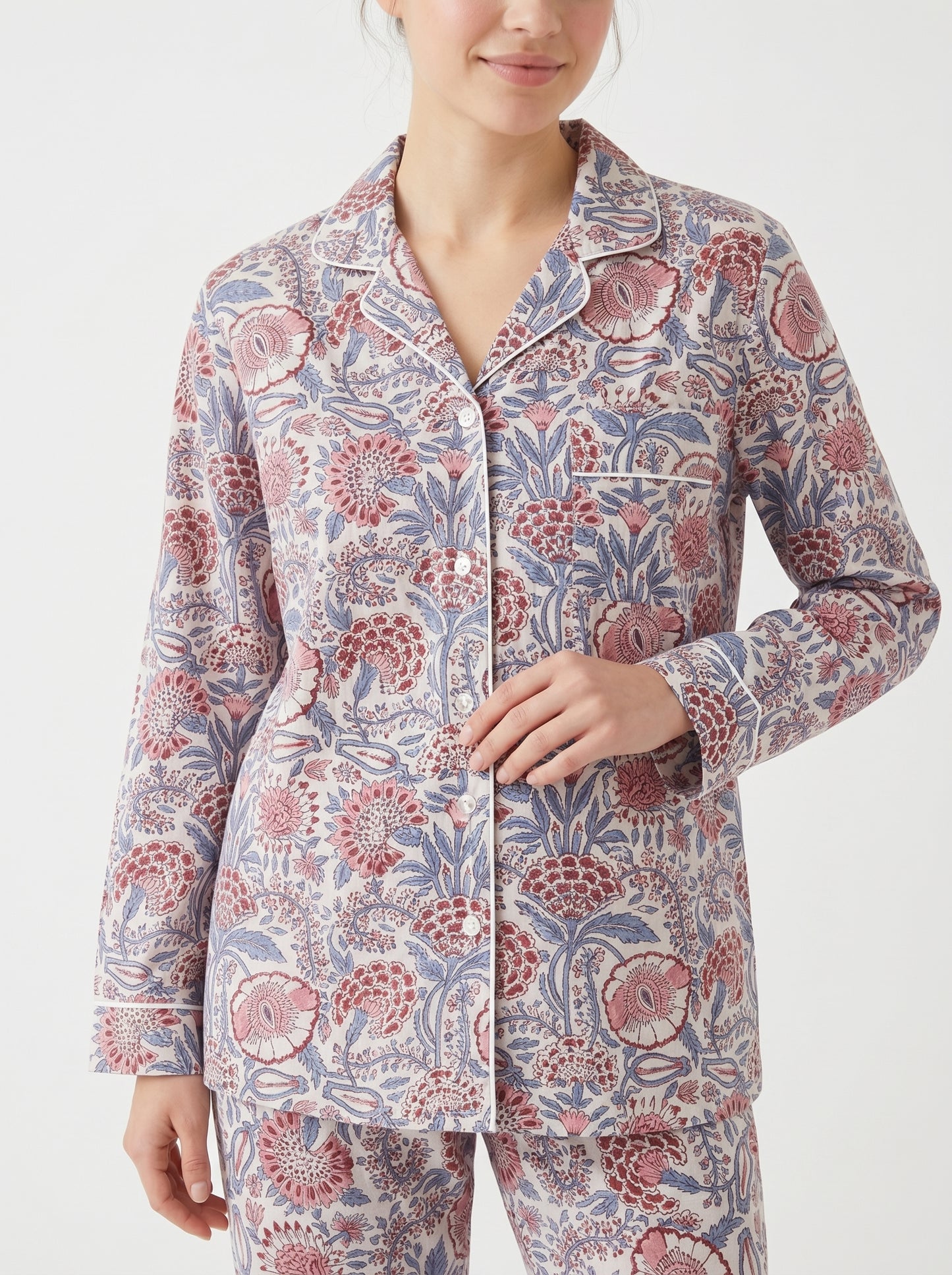 Women's White Mini Floral Cotton Night Suit Set – Elegant Two Piece Pajama Set