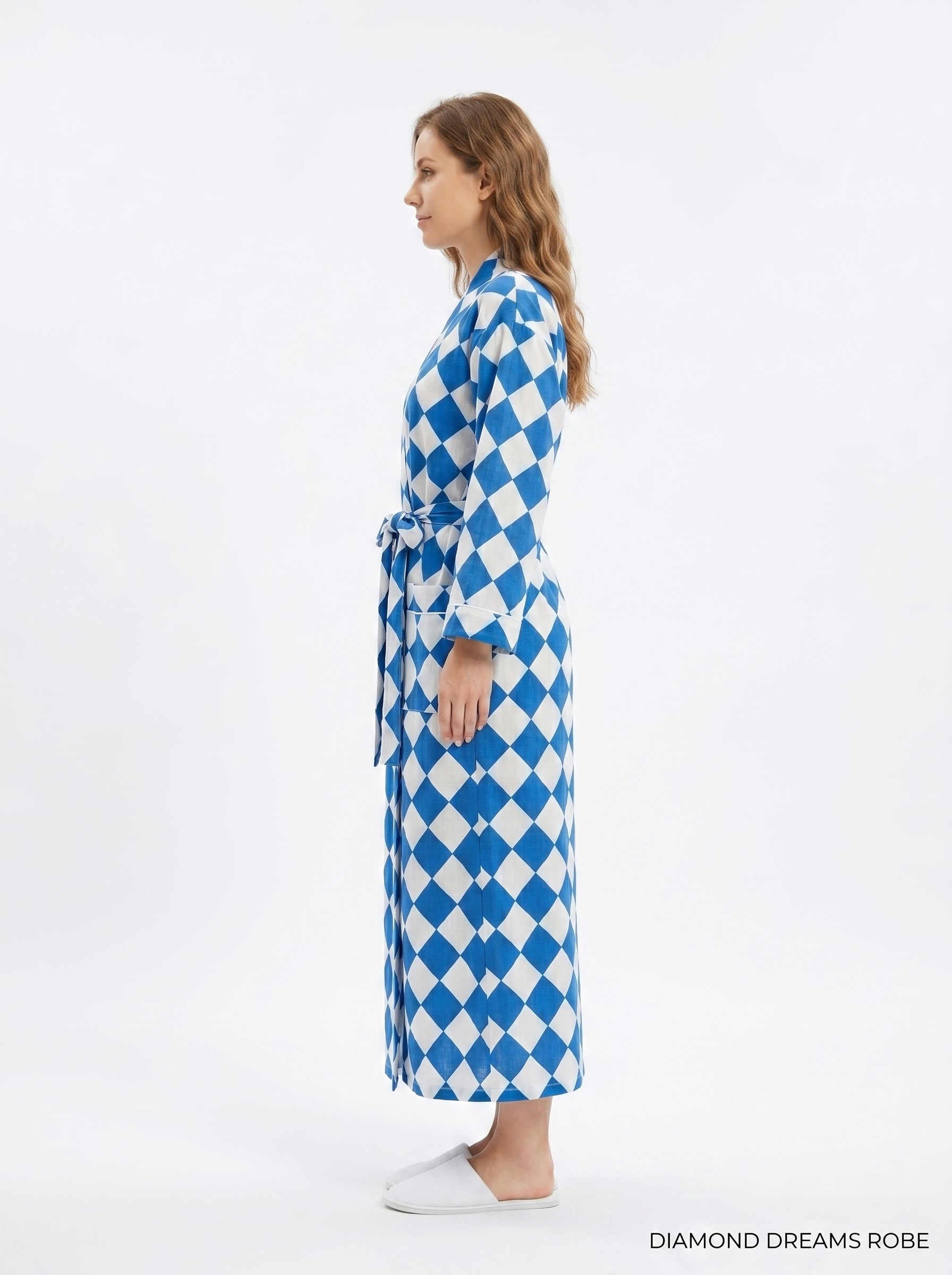 White and blue checks abstract women's cotton kimono.
 Modern geometric and abstract print lightweight cotton dressing gown.