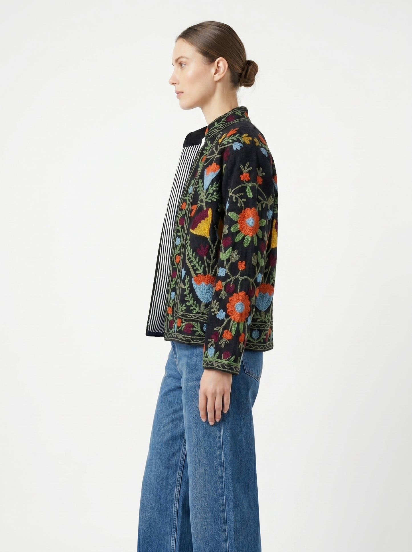 Women's Black Floral Suzani Reversible Velvet Jacket – Artistic Embroidered Statement Jacket