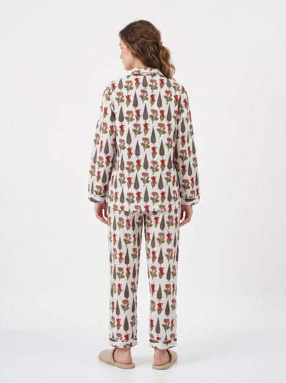 Women’s White Garden Whispers Print Cotton Night Suit Set – Cute Two Piece Pajama Set