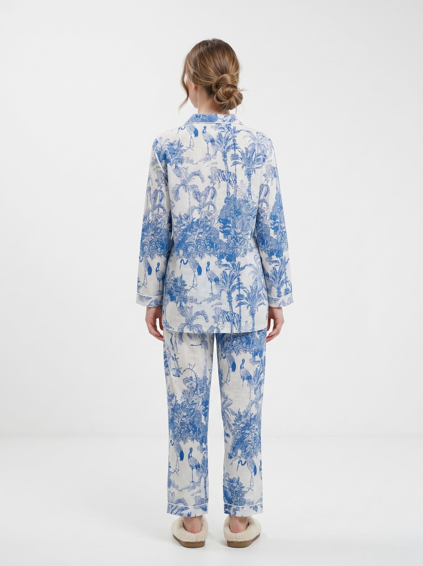 Women’s White Blue Jungle Print Cotton Night Suit Set - – Elegant Two Piece Pajama Set